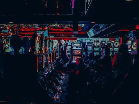 Fördelar och nackdelar med att spela på casino utan svensk licens